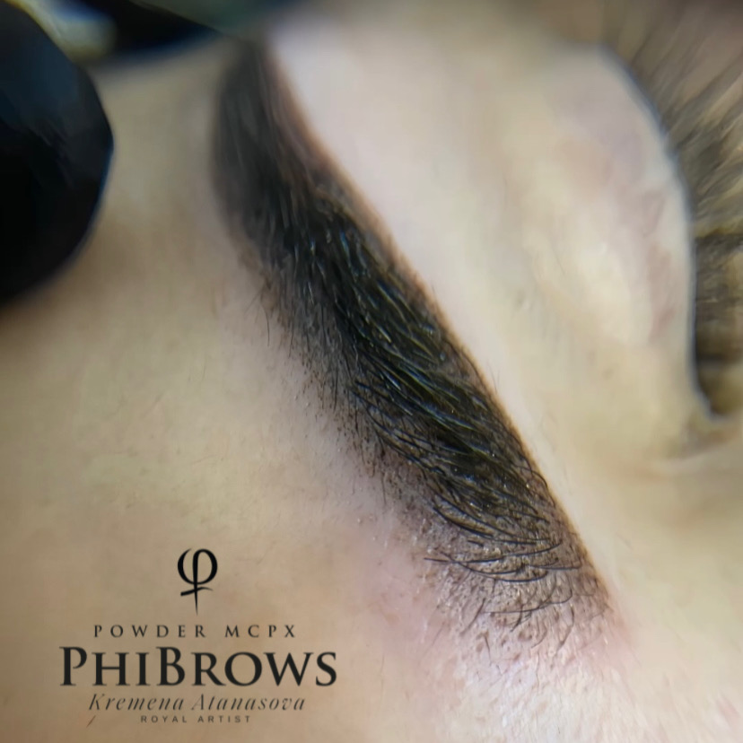 Powder Brows — детайл